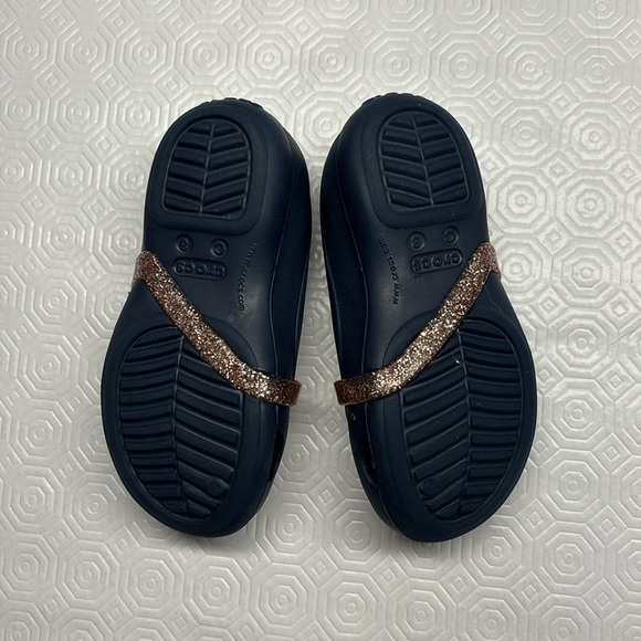 Crocs Slip On Shoes Navy Blue with Pink Bows and Glitter Strap Child’s Size 8 - Picture 8 of 10
